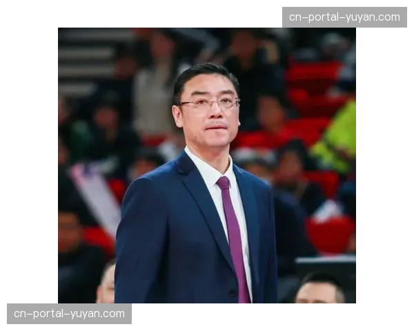 【2026年4月CBA联赛·赛后·通讯通讯：无缘四强后，上海男篮总结赛季，刘鹏指导坦言年轻球员成长低于预期